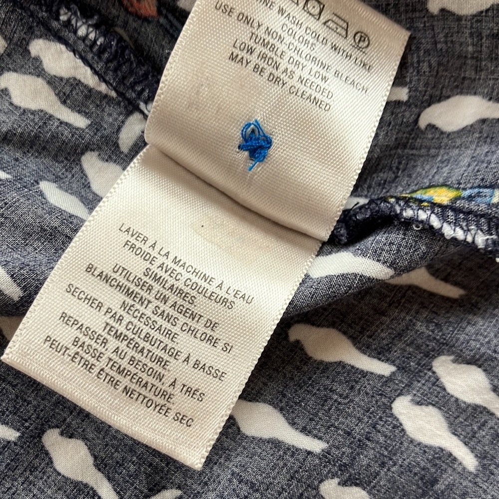 Maeve by Anthropologie Wynwood parrot button down blouse (fits like a 4) - Picture 5 of 8